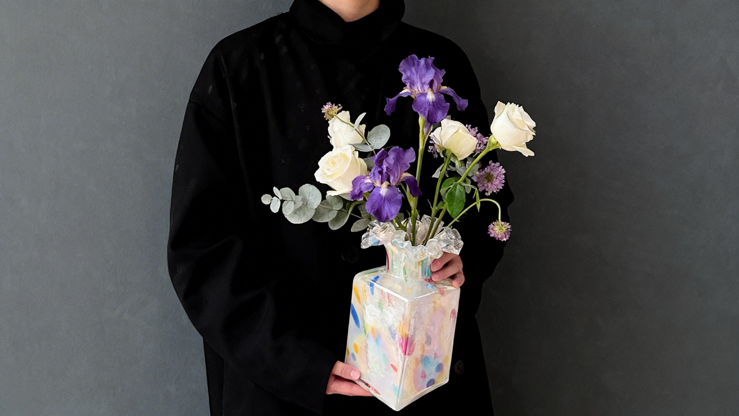 Handcrafted Iridescent Crystal Glass Vase – Modern Sculptural Art Flower Vase for Luxury Home Decor