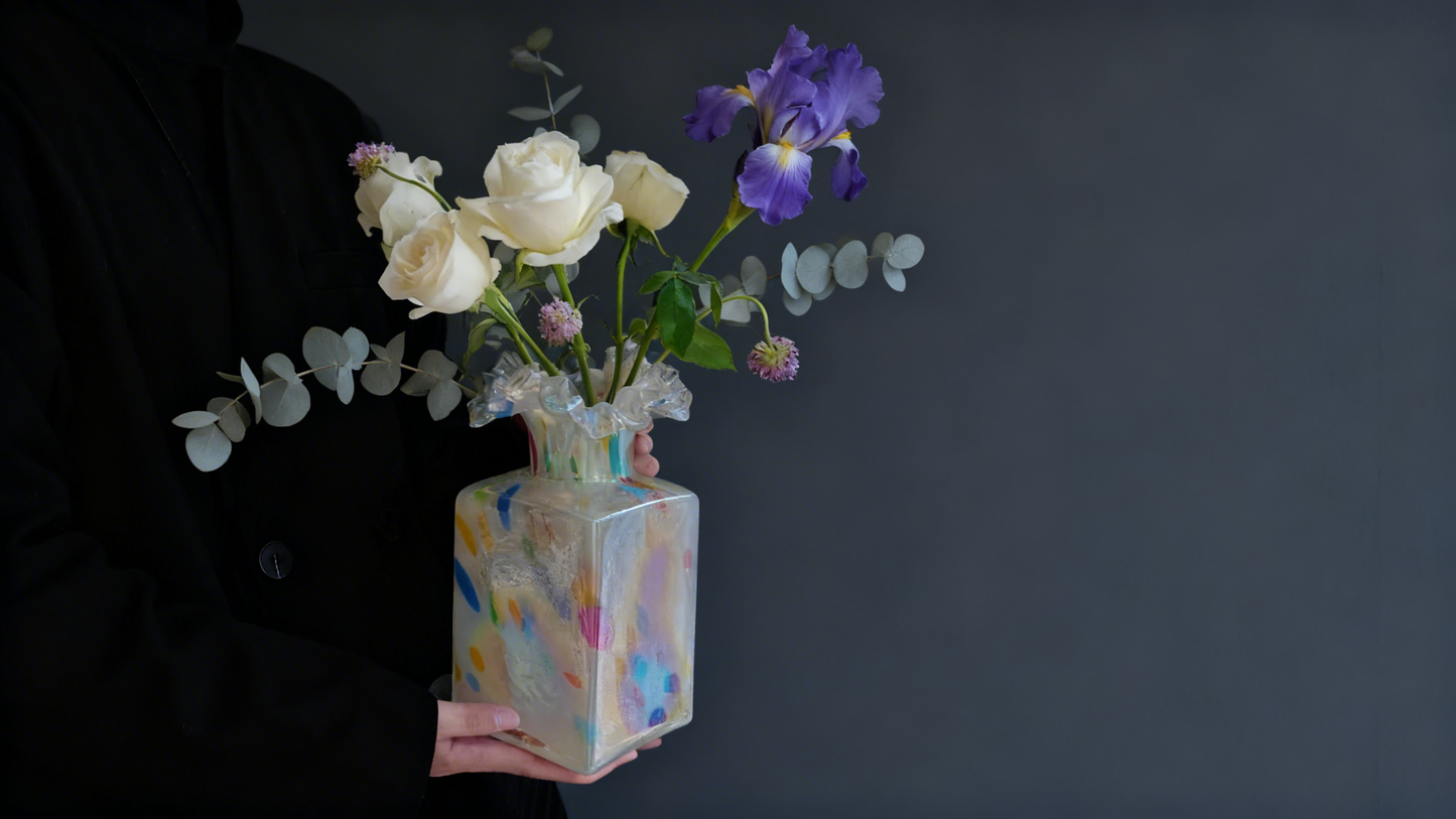 Handcrafted Iridescent Crystal Glass Vase – Modern Sculptural Art Flower Vase for Luxury Home Decor