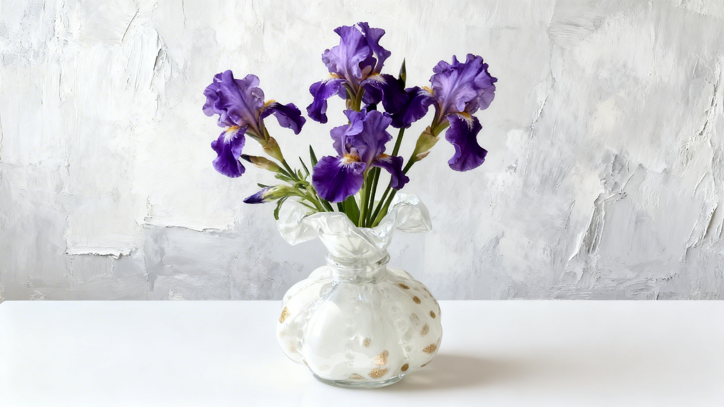 Luxury Handcrafted Crystal Glass Vase – Sculptural Art Flower Vase for Modern Home Decor